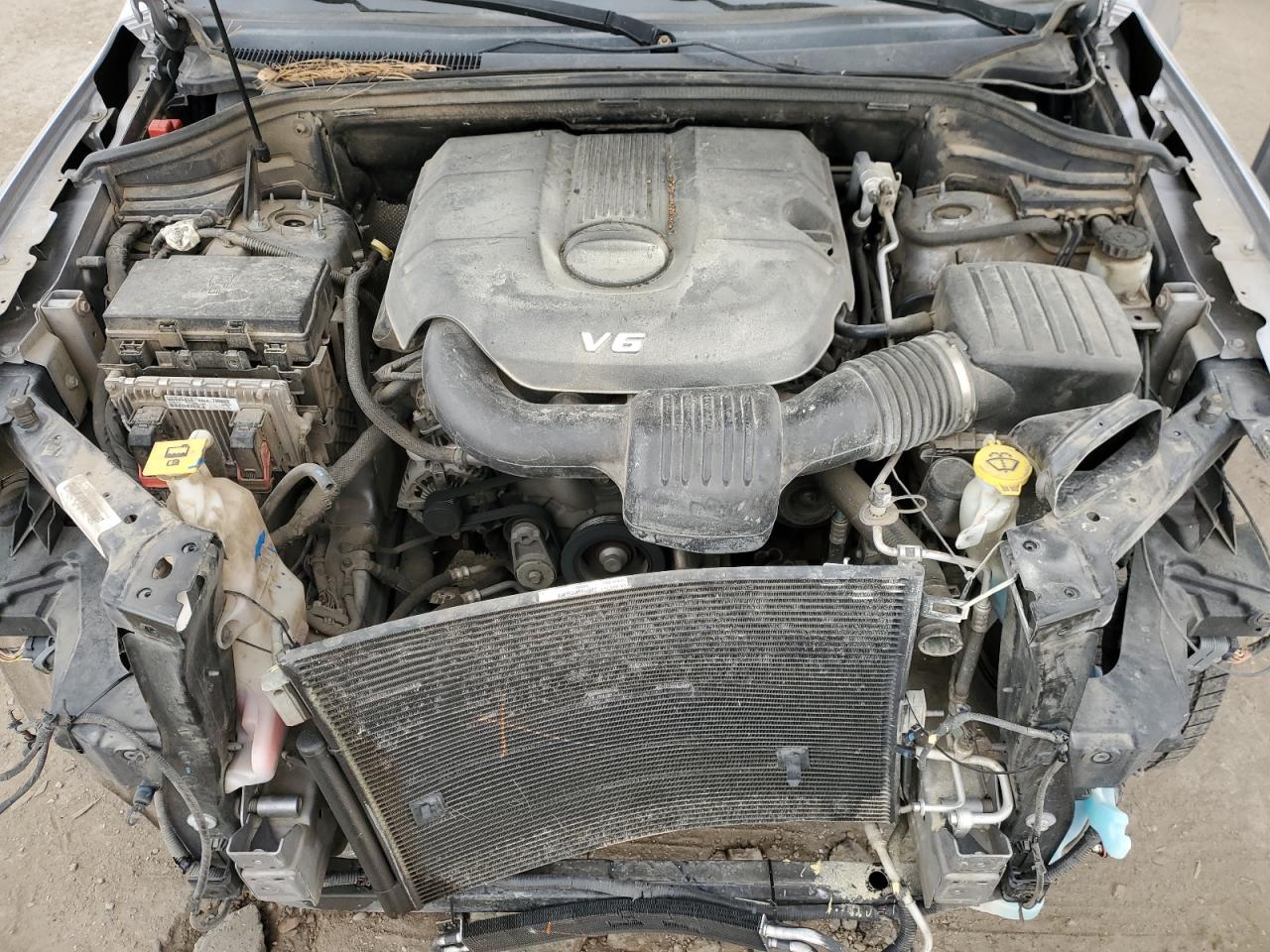 2014 Jeep Grand Cherokee - Image 12