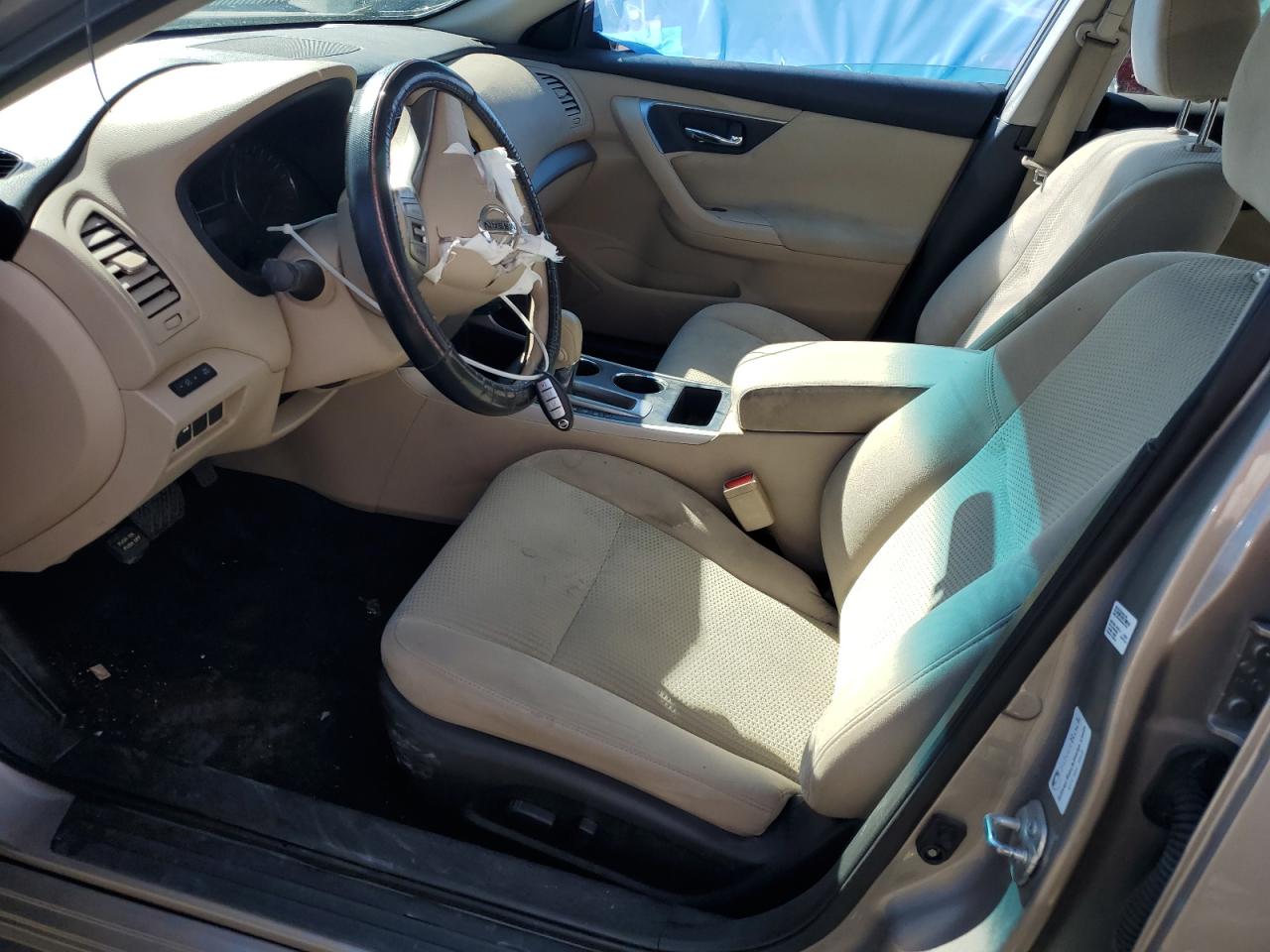 2015 Nissan Altima - Image 7