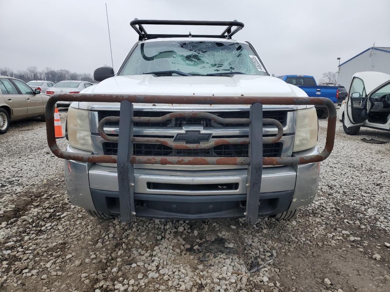 2007 Chevrolet Silverado - Image 5