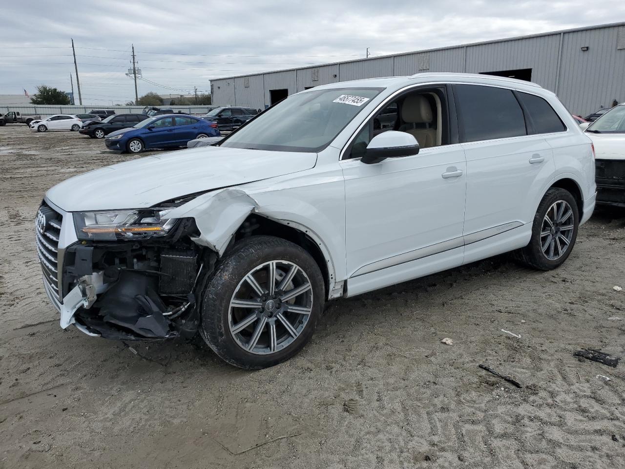 2017 Audi Q7 - Image 1