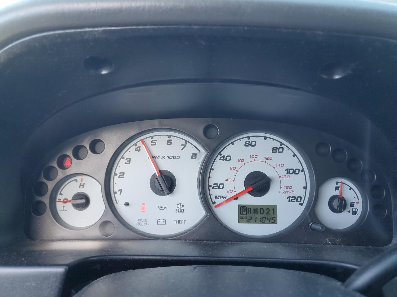 2004 Ford Escape - Image 9