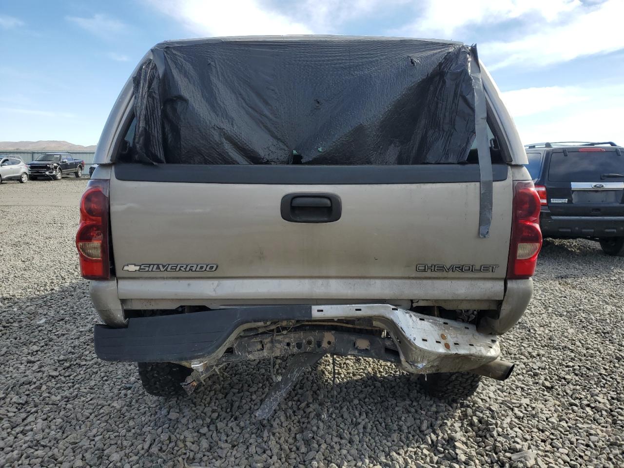 2003 Chevrolet Silverado - Image 7