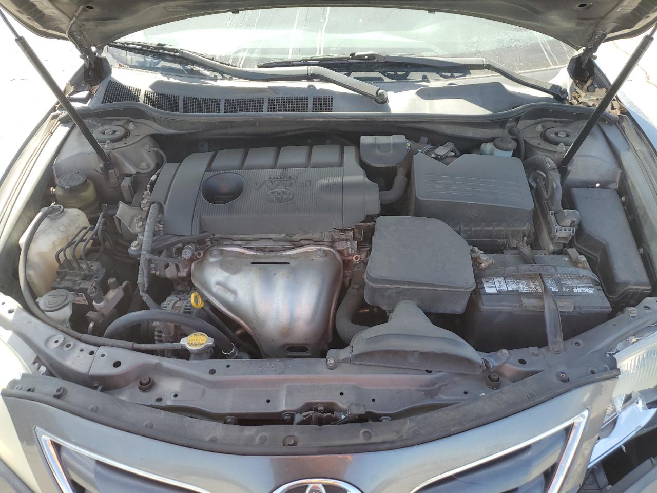 2011 Toyota Camry - Image 11