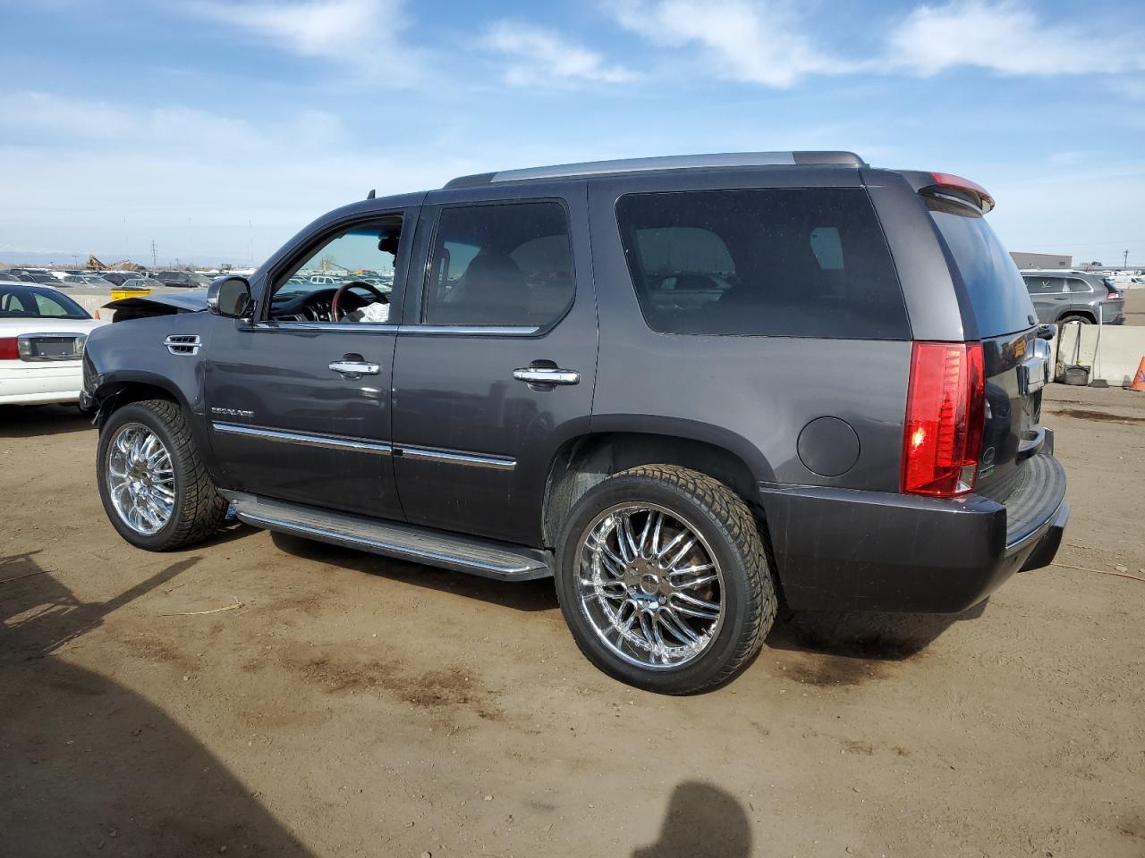 2010 Cadillac Escalade - Image 2