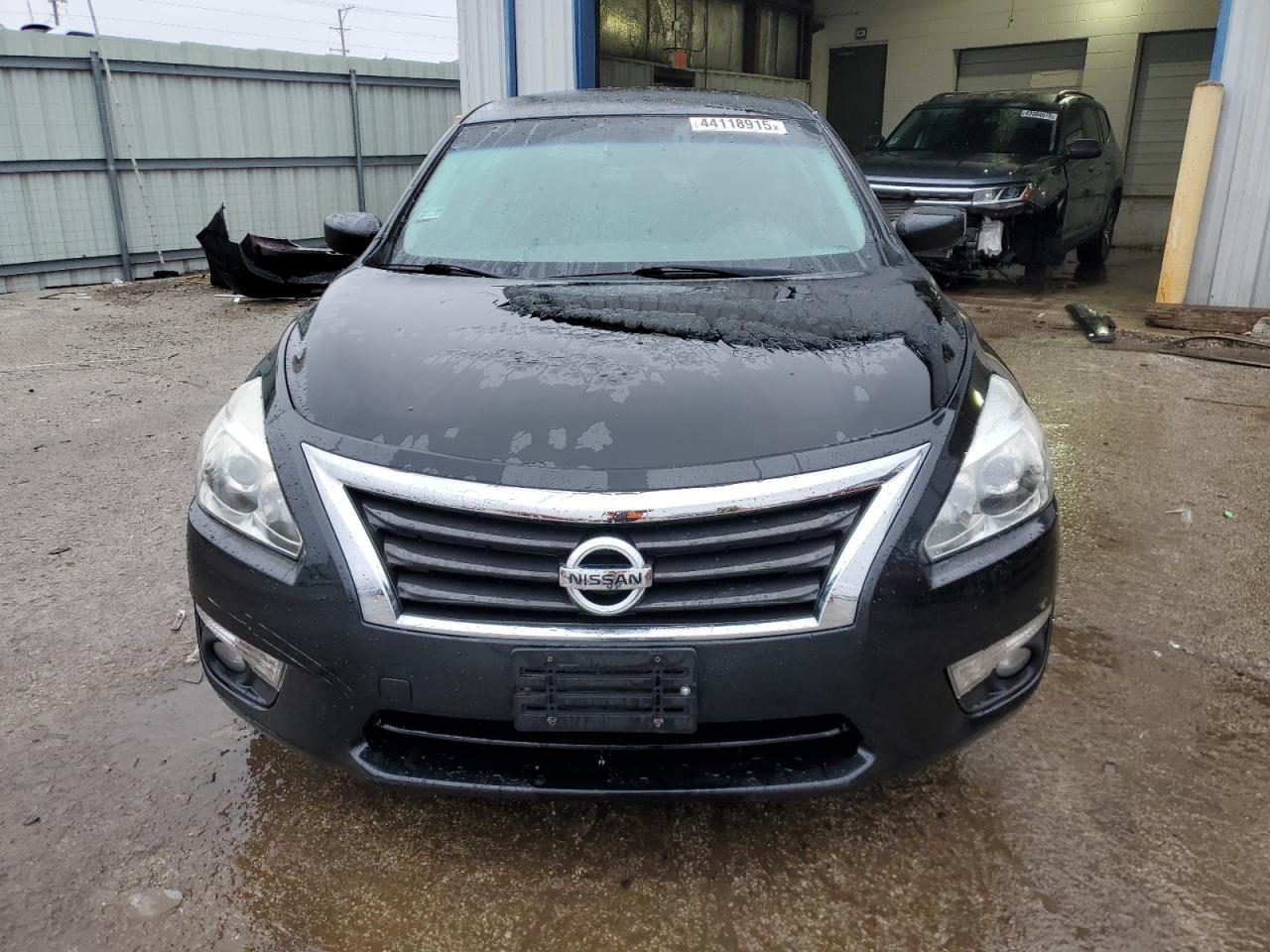2015 Nissan Altima - Image 5