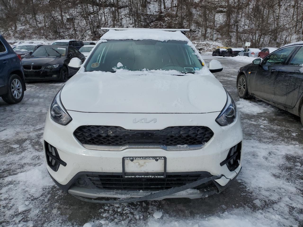 2022 Kia Niro - Image 5