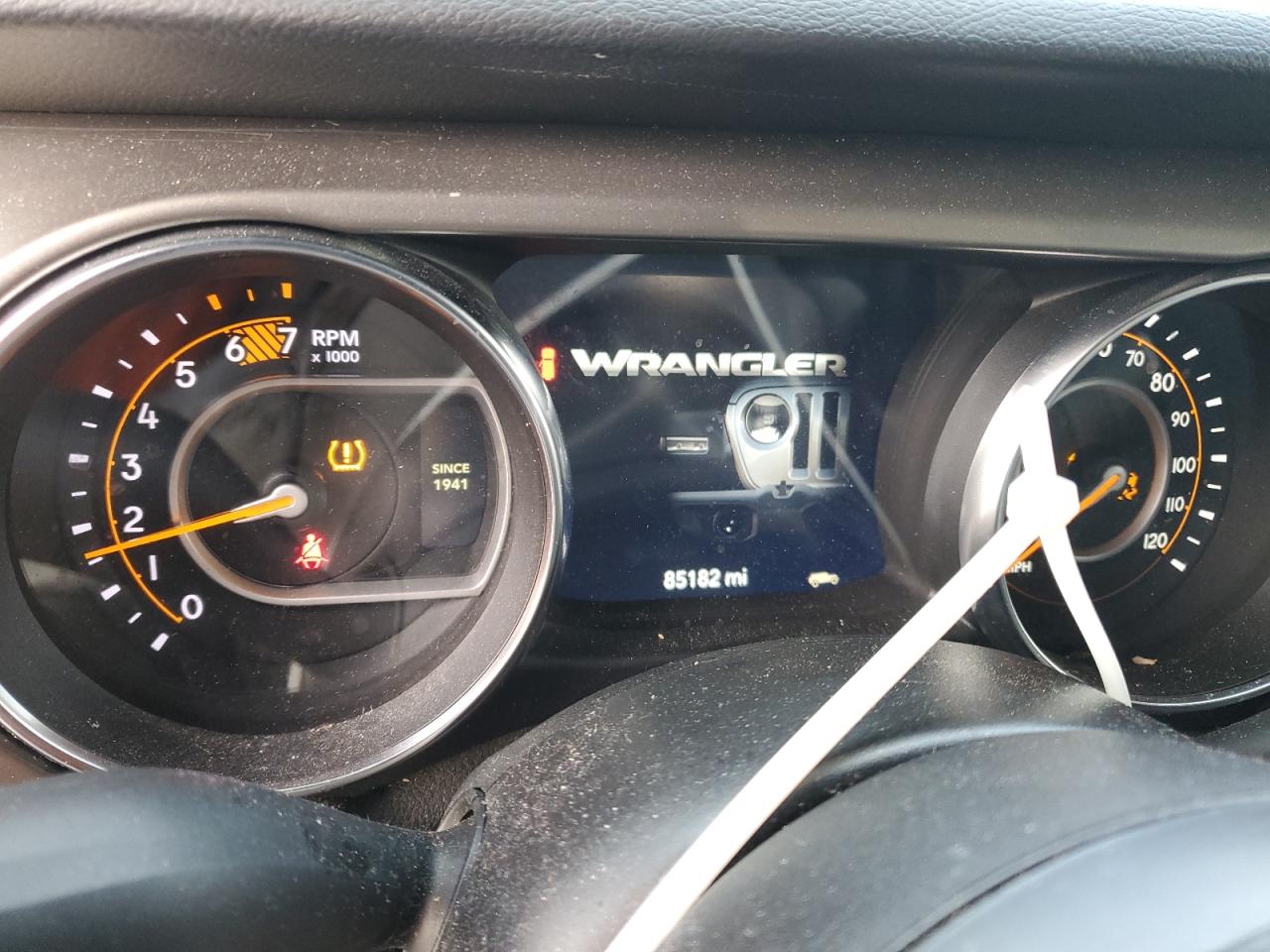 2021 Jeep Wrangler - Image 9