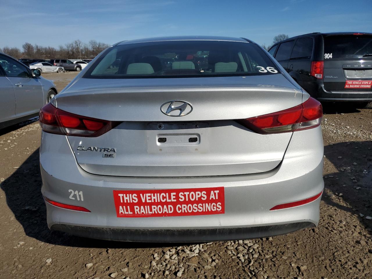 2018 Hyundai Elantra - Image 6