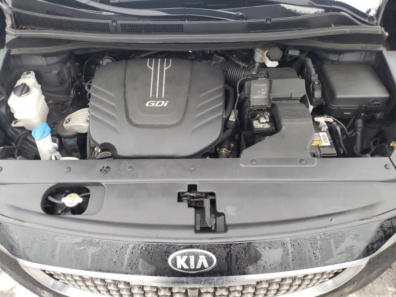 2015 Kia Sedona - Image 12