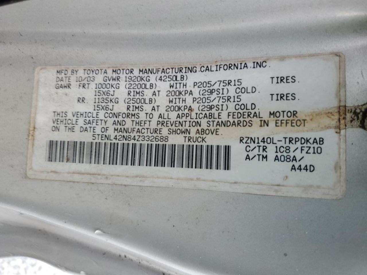 2004 Toyota Tacoma - Image 12