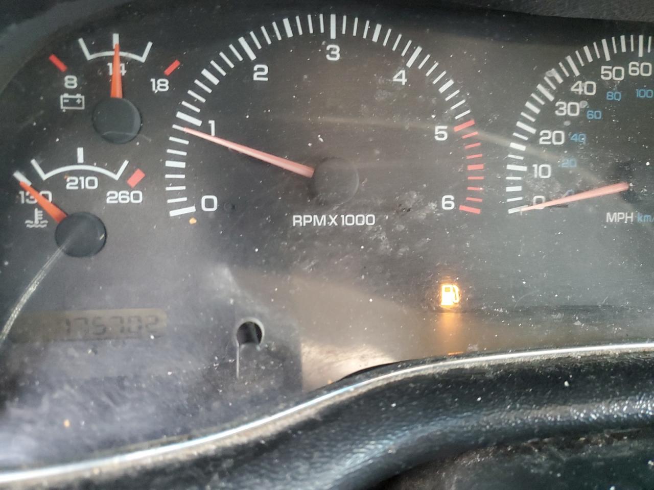 1998 Dodge RAM - Image 9