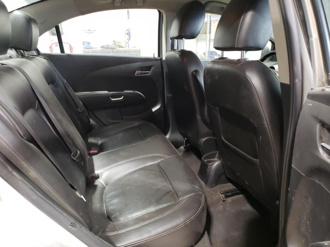 2015 Chevrolet Sonic - Image 10