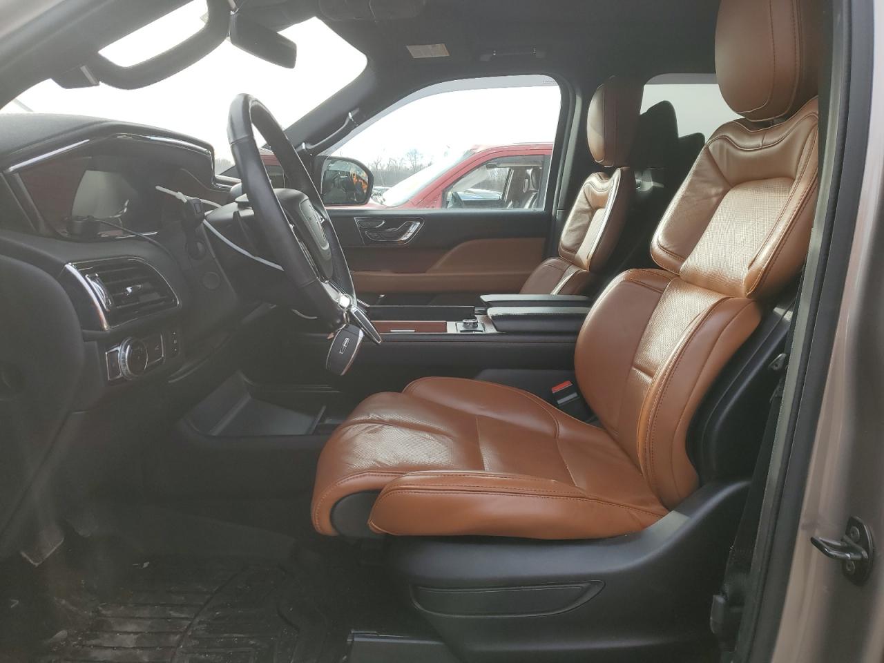 2019 Lincoln Navigator - Image 7