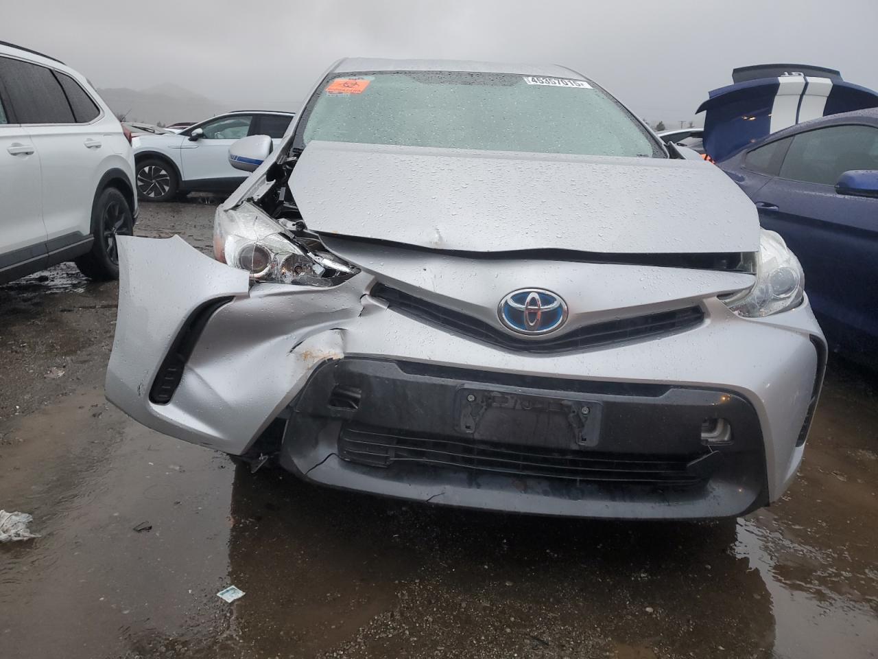 2017 Toyota Prius - Image 5