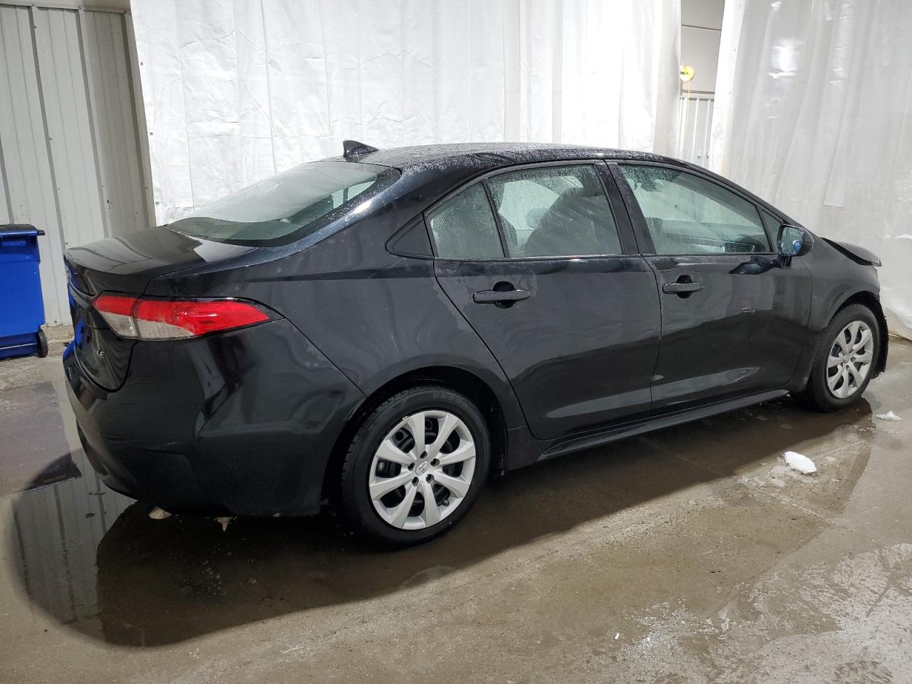 2022 Toyota Corolla - Image 3