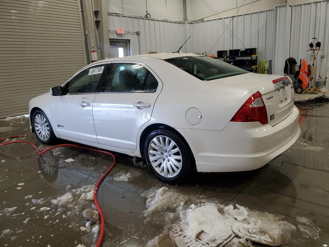 2010 Ford Fusion - Image 2