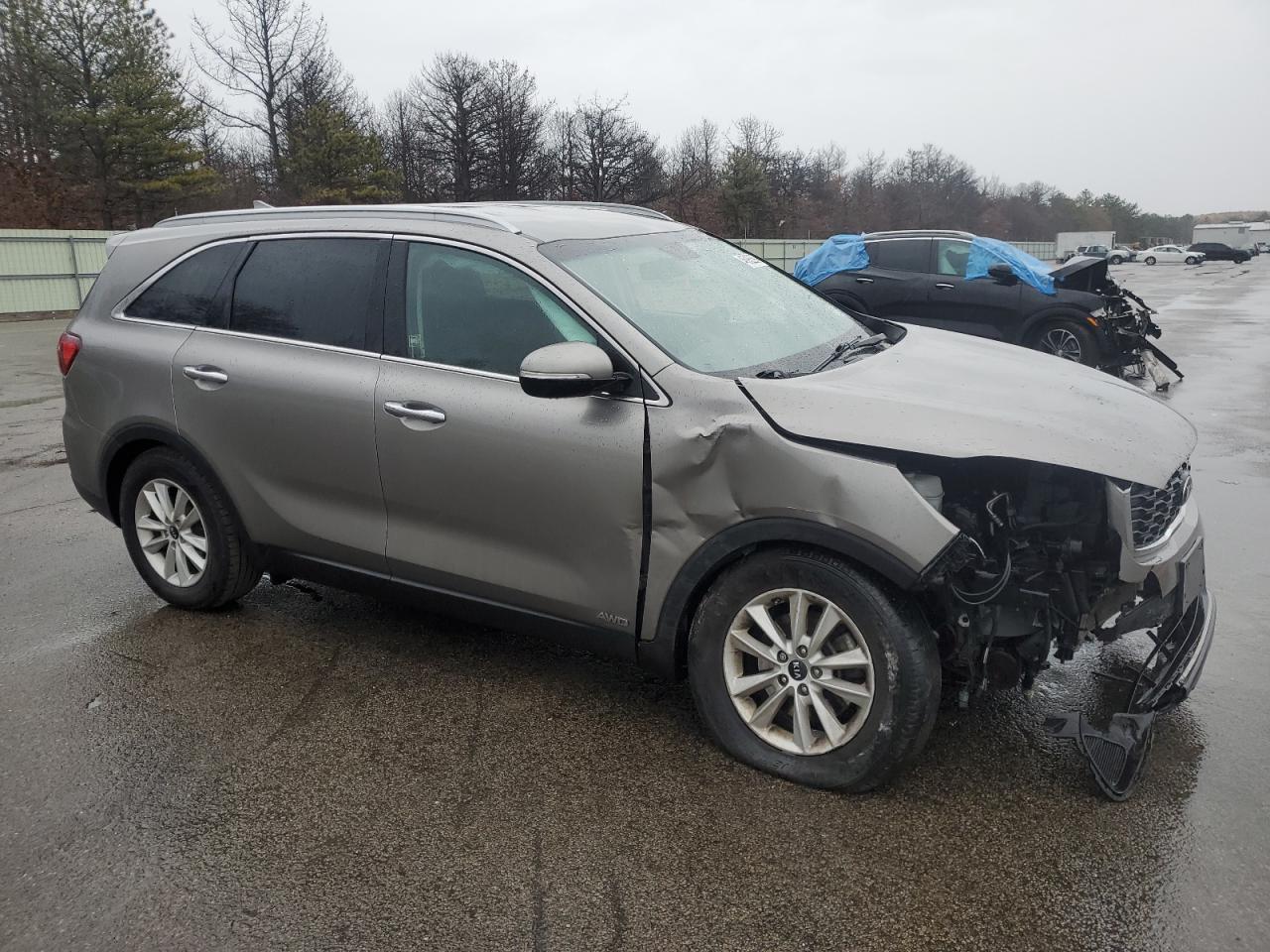 2019 Kia Sorento - Image 4