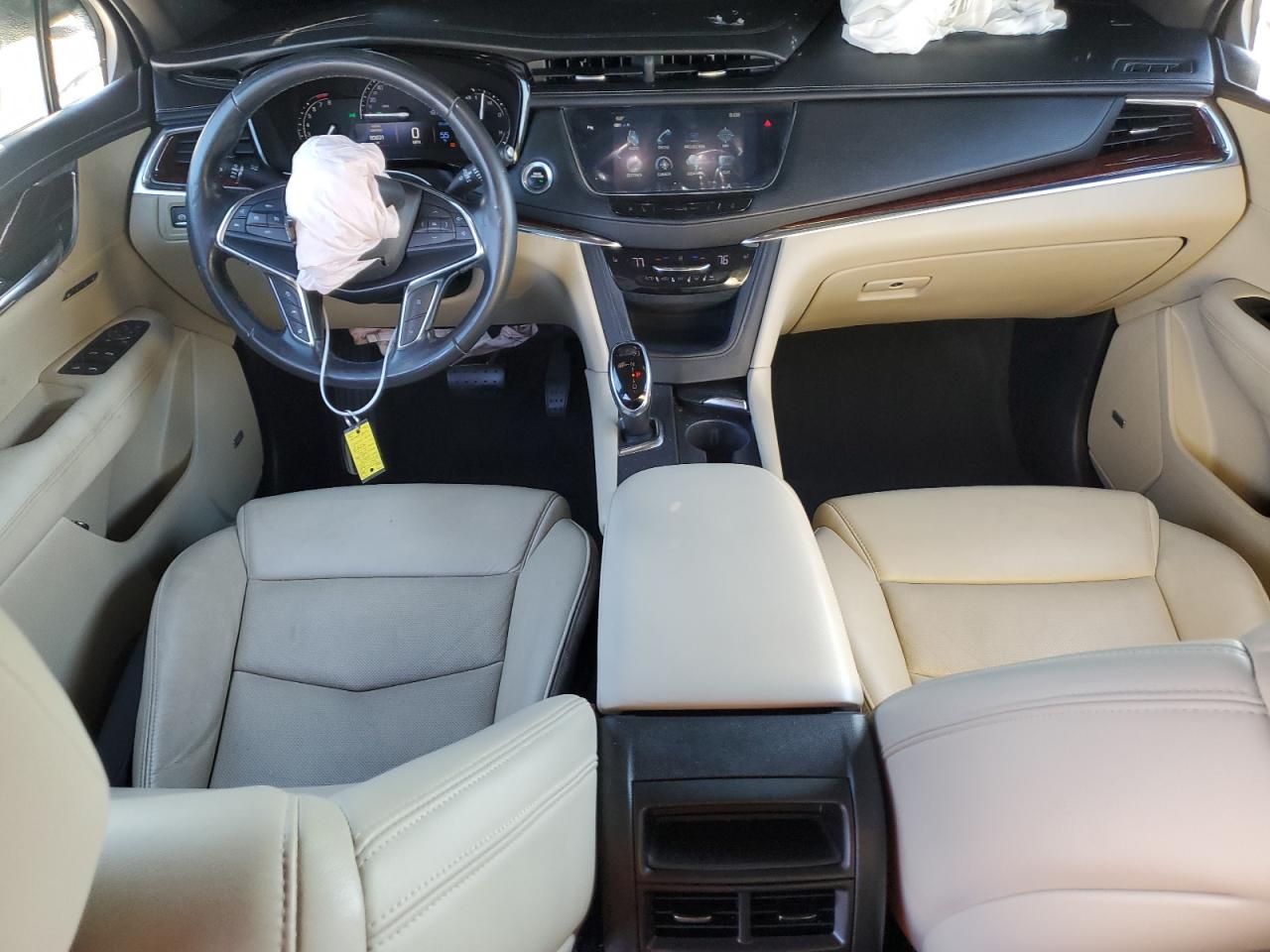 2019 Cadillac XT5 - Image 8