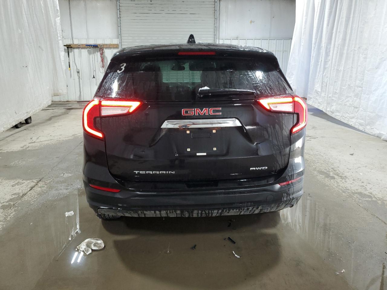 2022 GMC Terrain - Image 6
