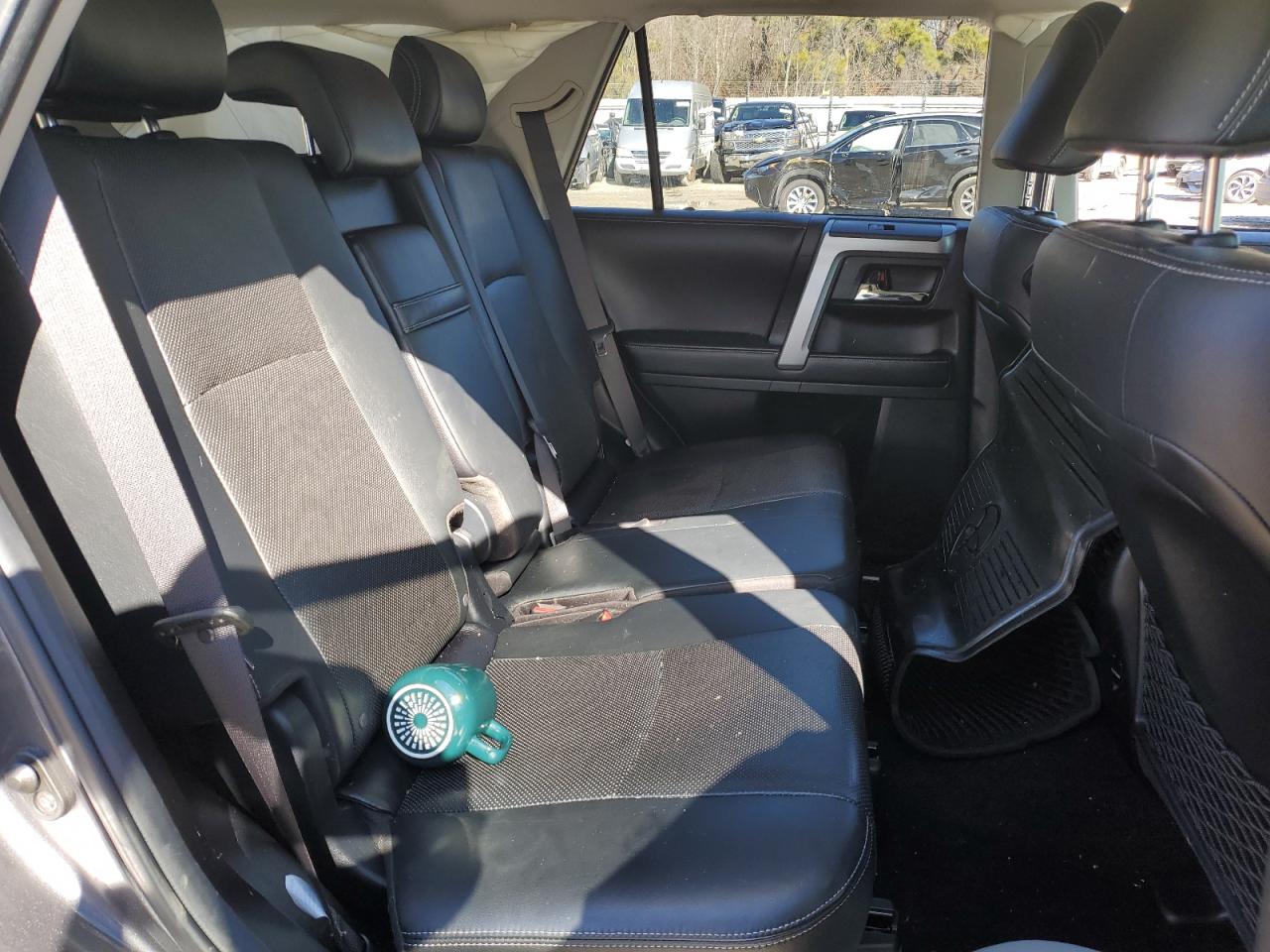 2018 Toyota 4Runner - Image 11