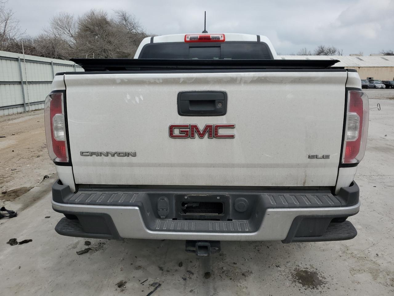 2016 GMC Canyon - Image 6
