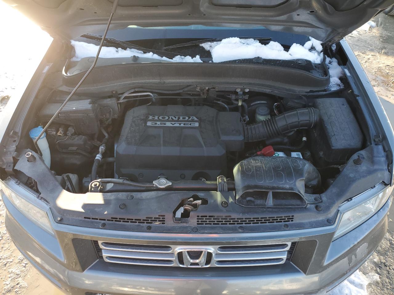 2008 Honda Ridgeline - Image 12