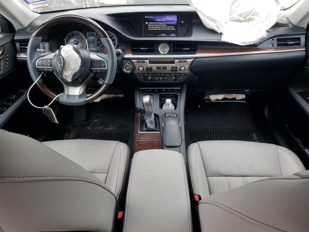 2018 Lexus ES - Image 8