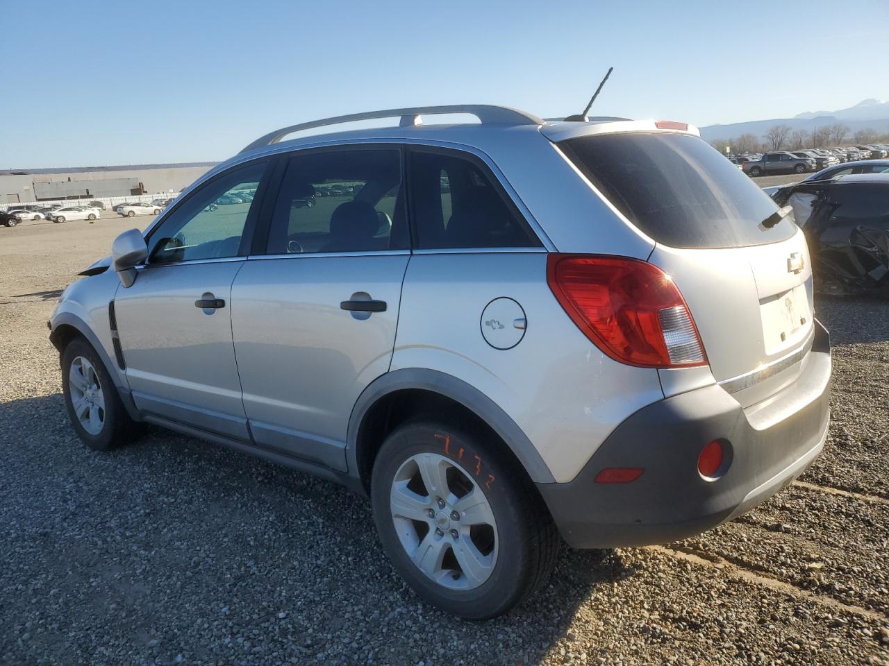 2013 Chevrolet Captiva - Image 2
