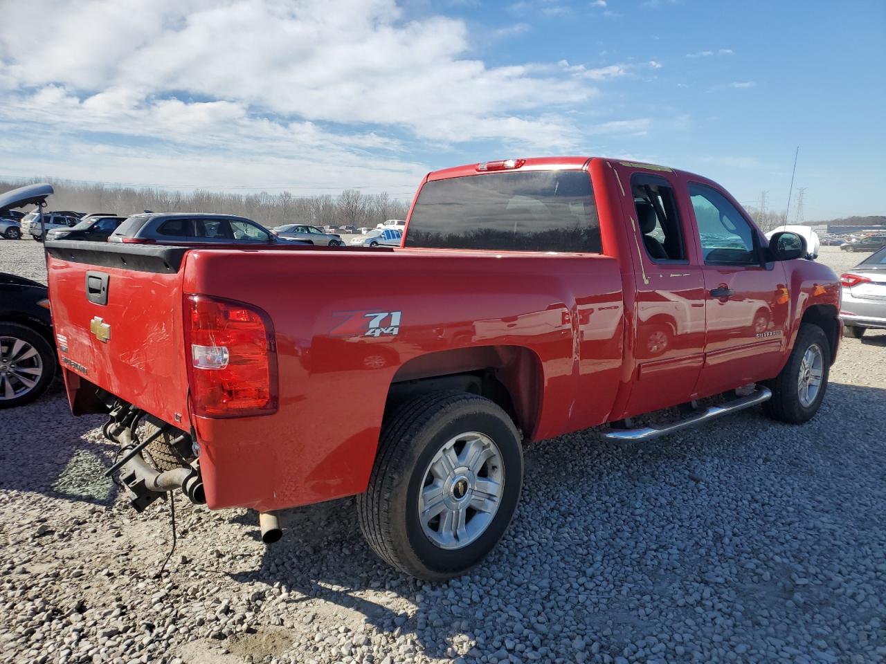 2011 Chevrolet Silverado - Image 3
