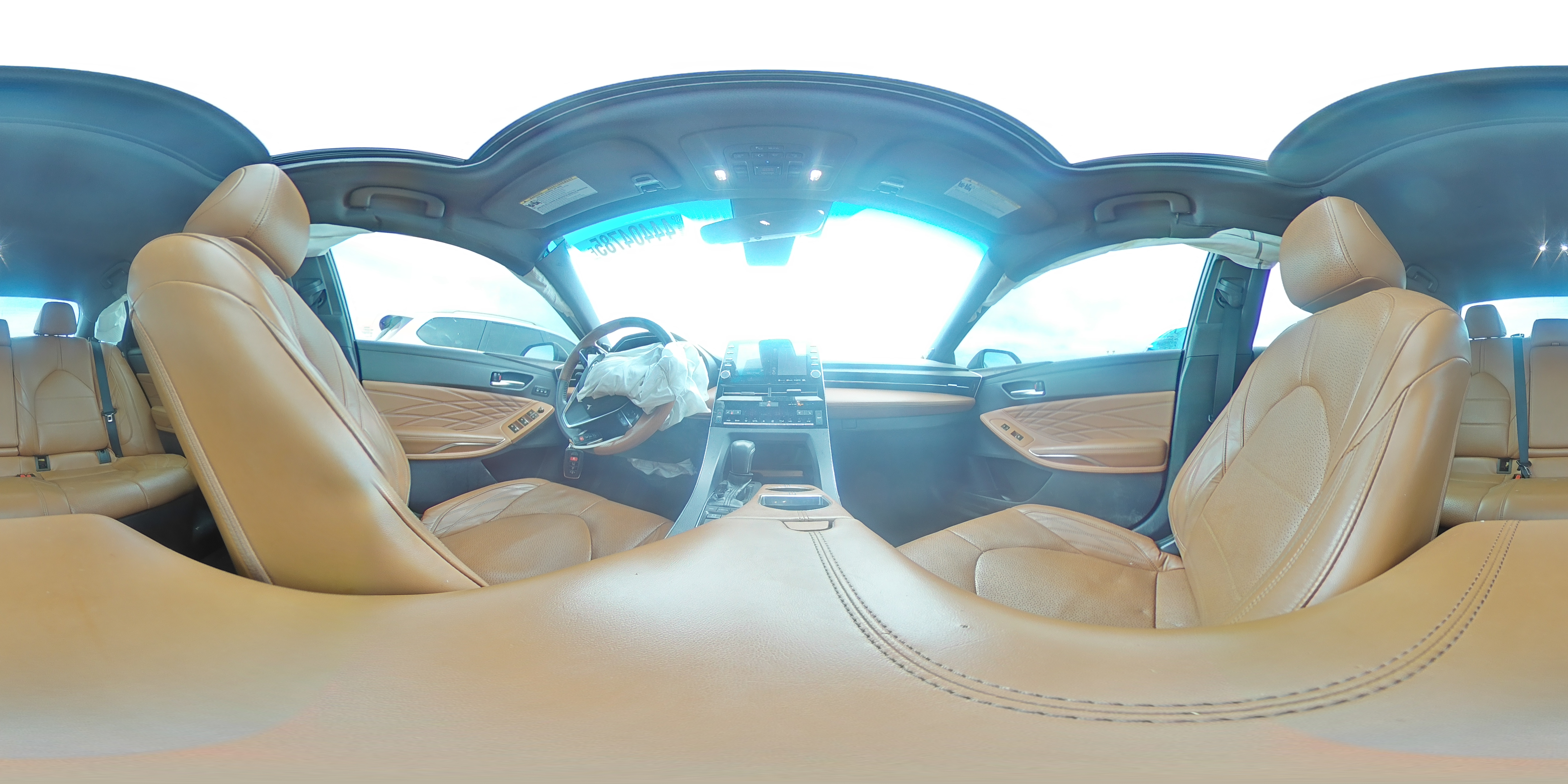 2019 Toyota Avalon - Image 14