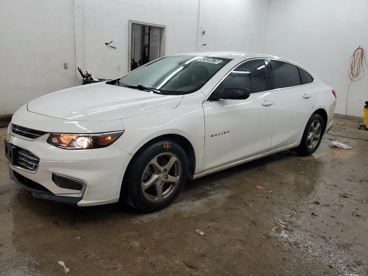 2016 Chevrolet Malibu - Image 1