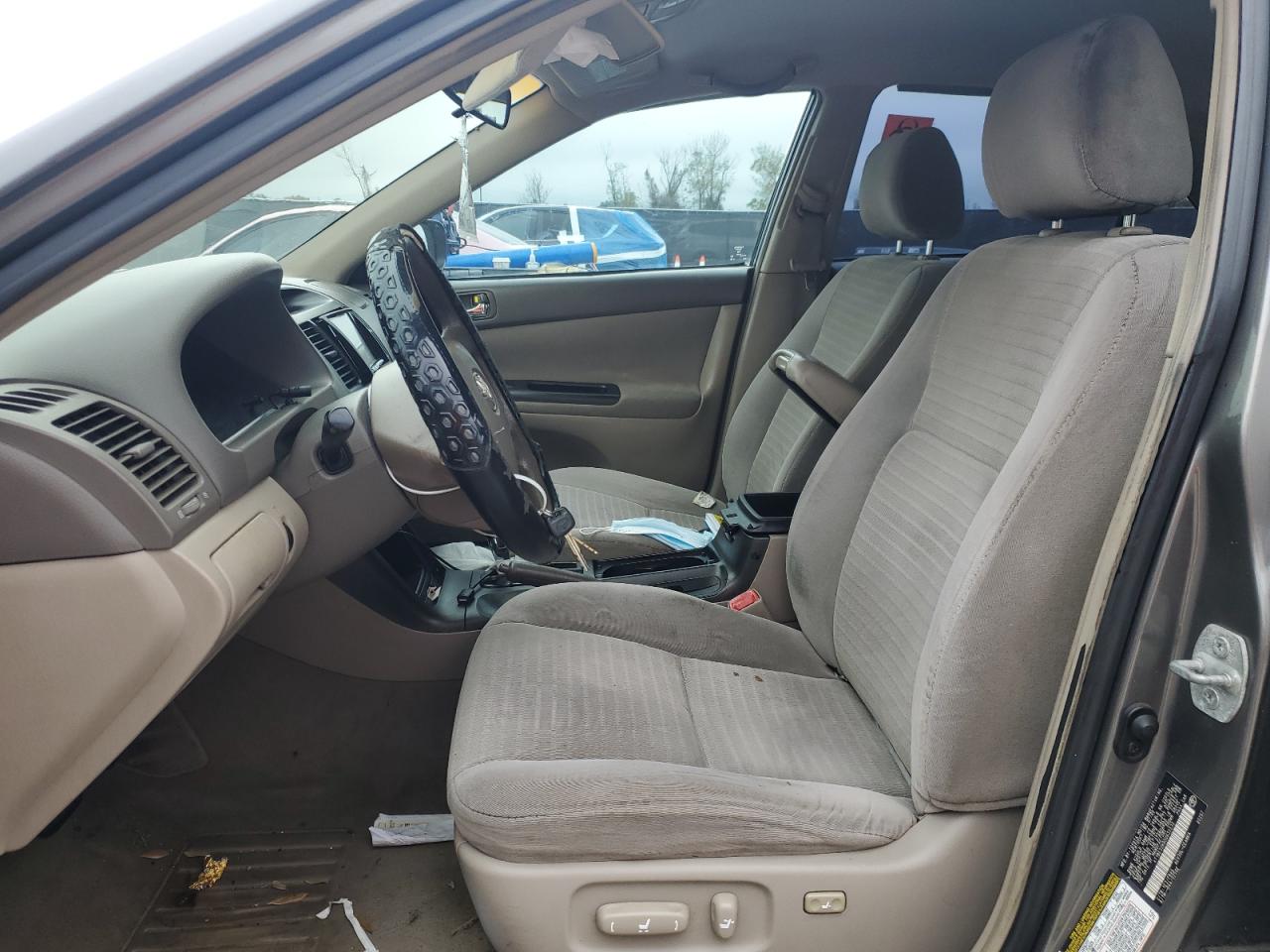 2005 Toyota Camry - Image 7