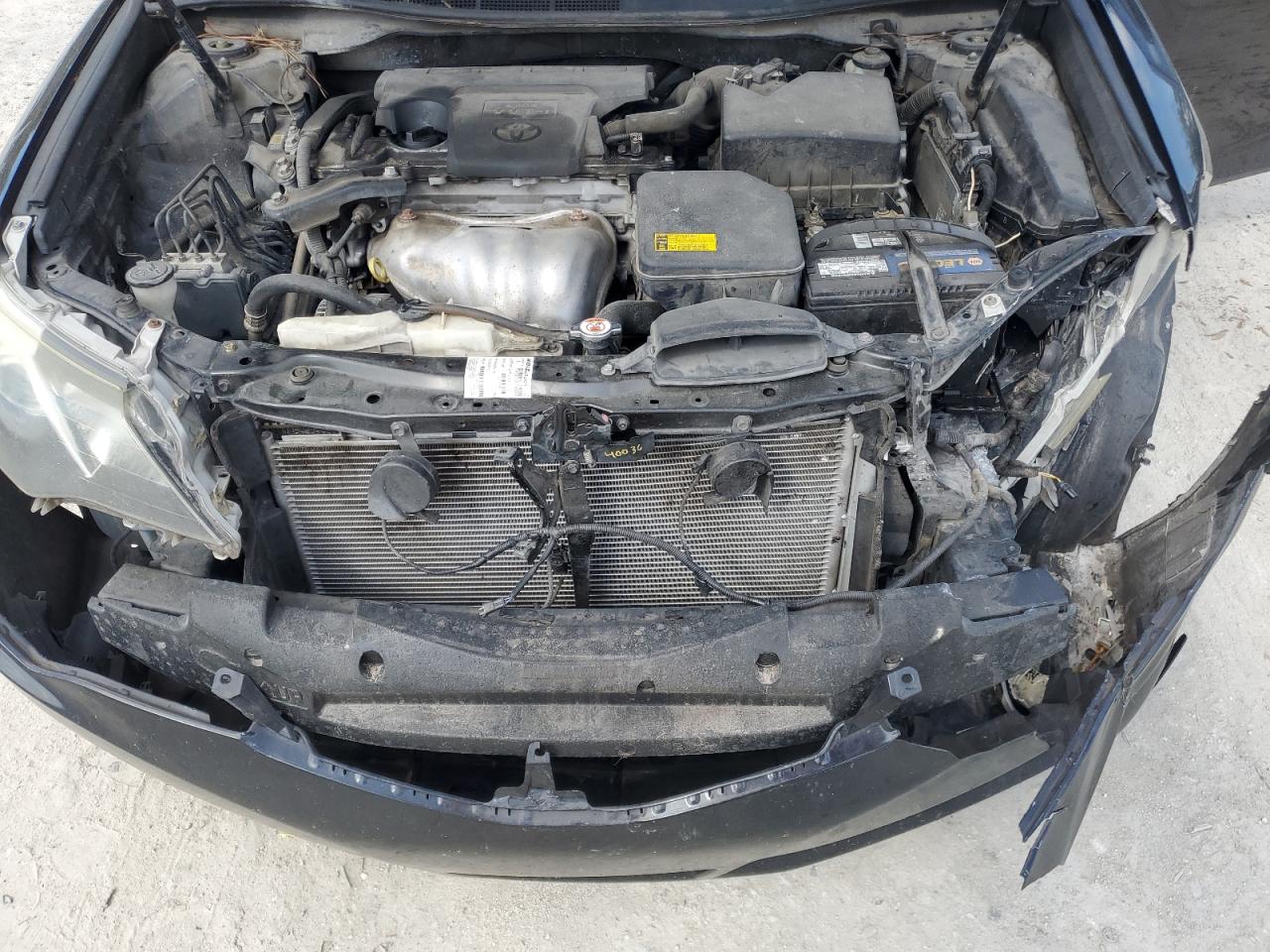 2012 Toyota Camry - Image 11