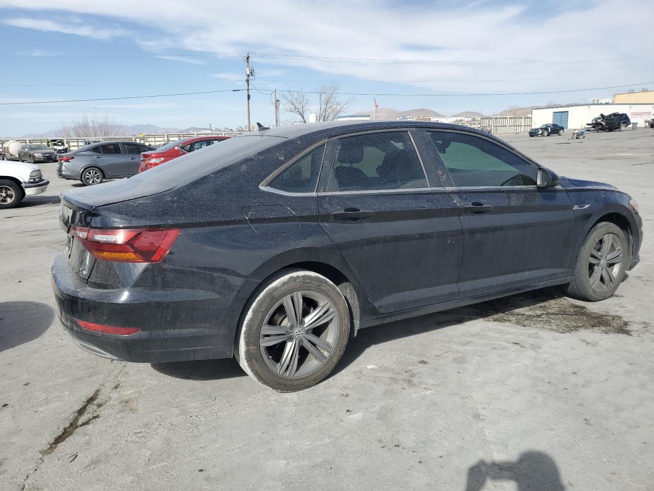 2019 Volkswagen Jetta - Image 3