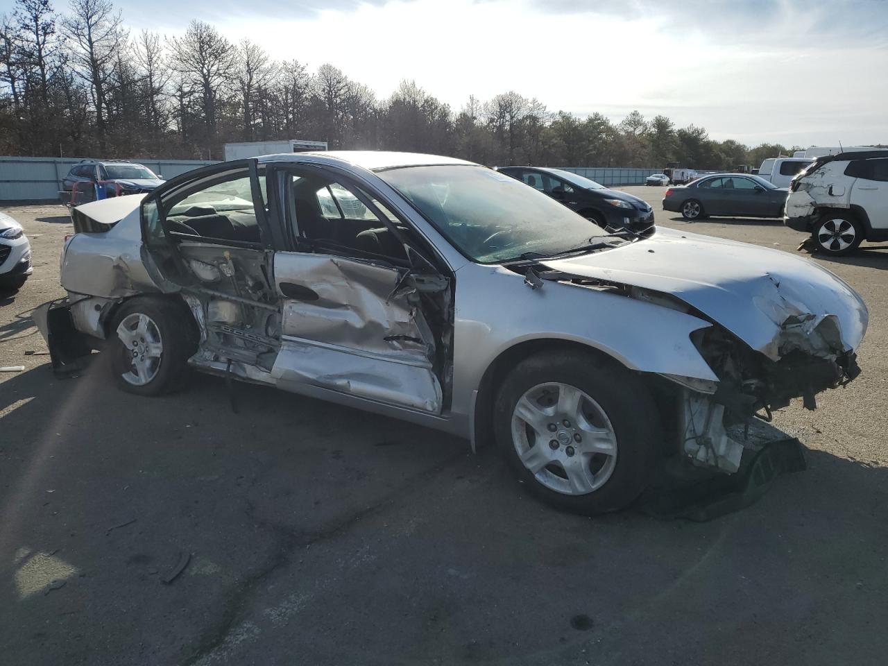 2002 Nissan Altima - Image 4