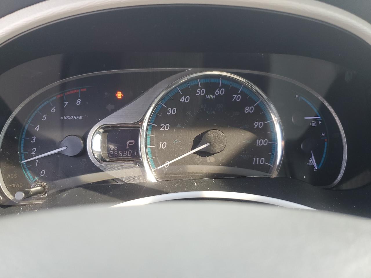 2013 Toyota Sienna - Image 9