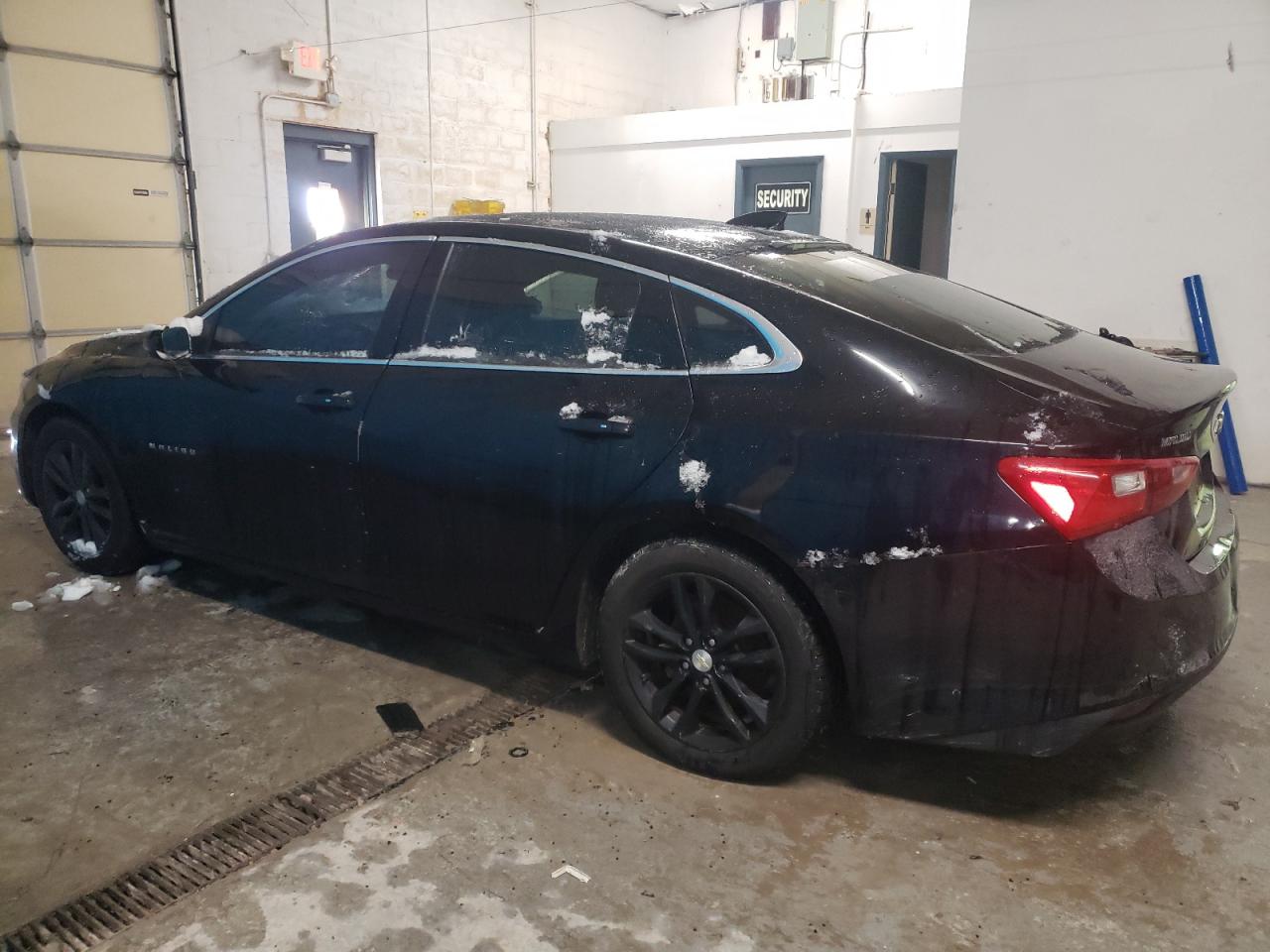 2017 Chevrolet Malibu - Image 2