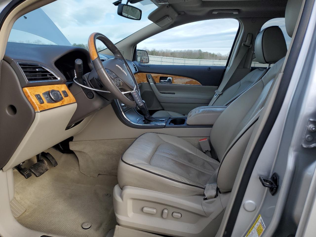 2013 Lincoln MKX - Image 7