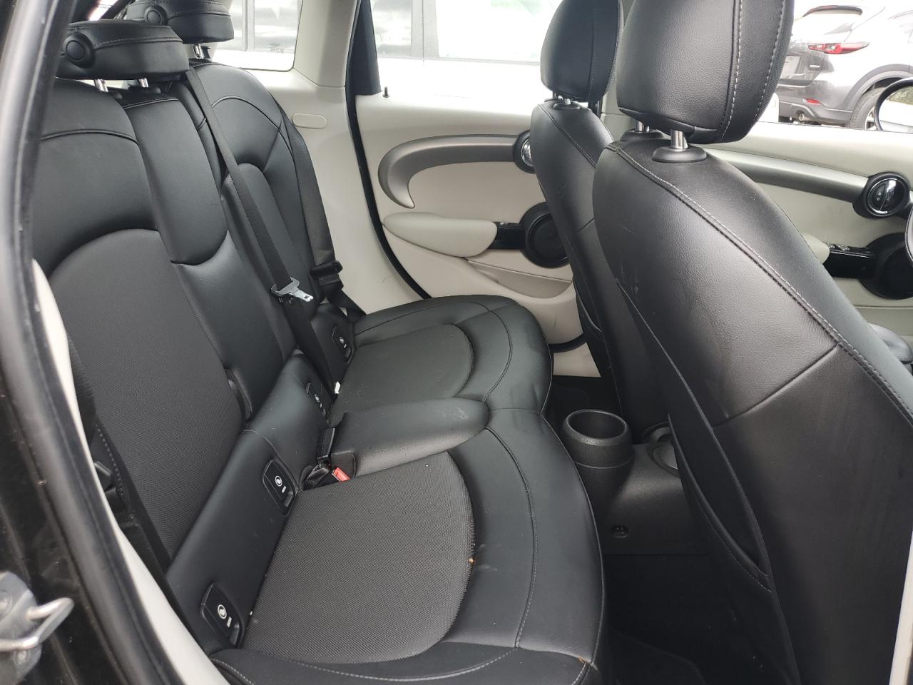 2015 MINI Cooper - Image 10