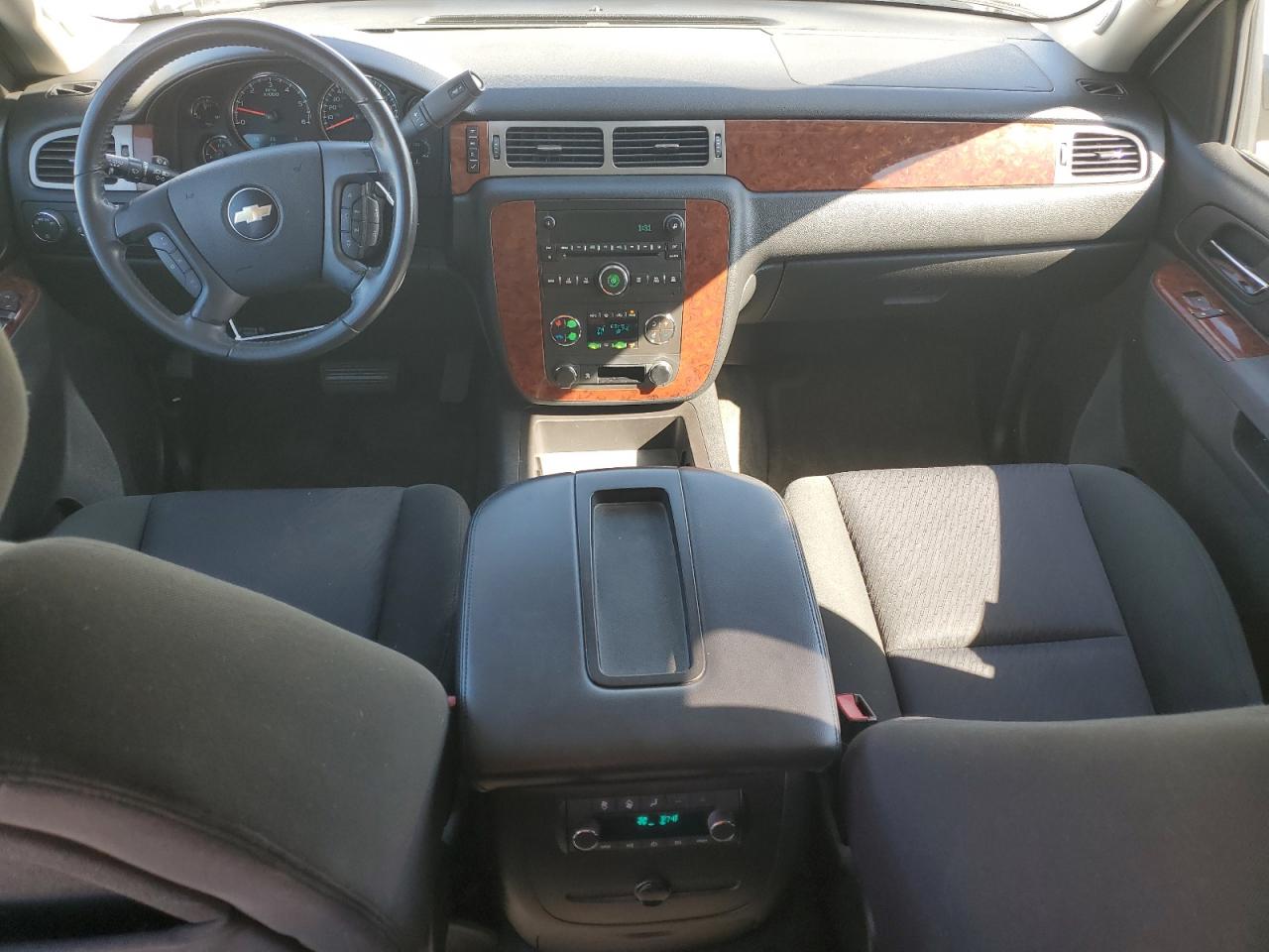 2010 Chevrolet Tahoe - Image 8
