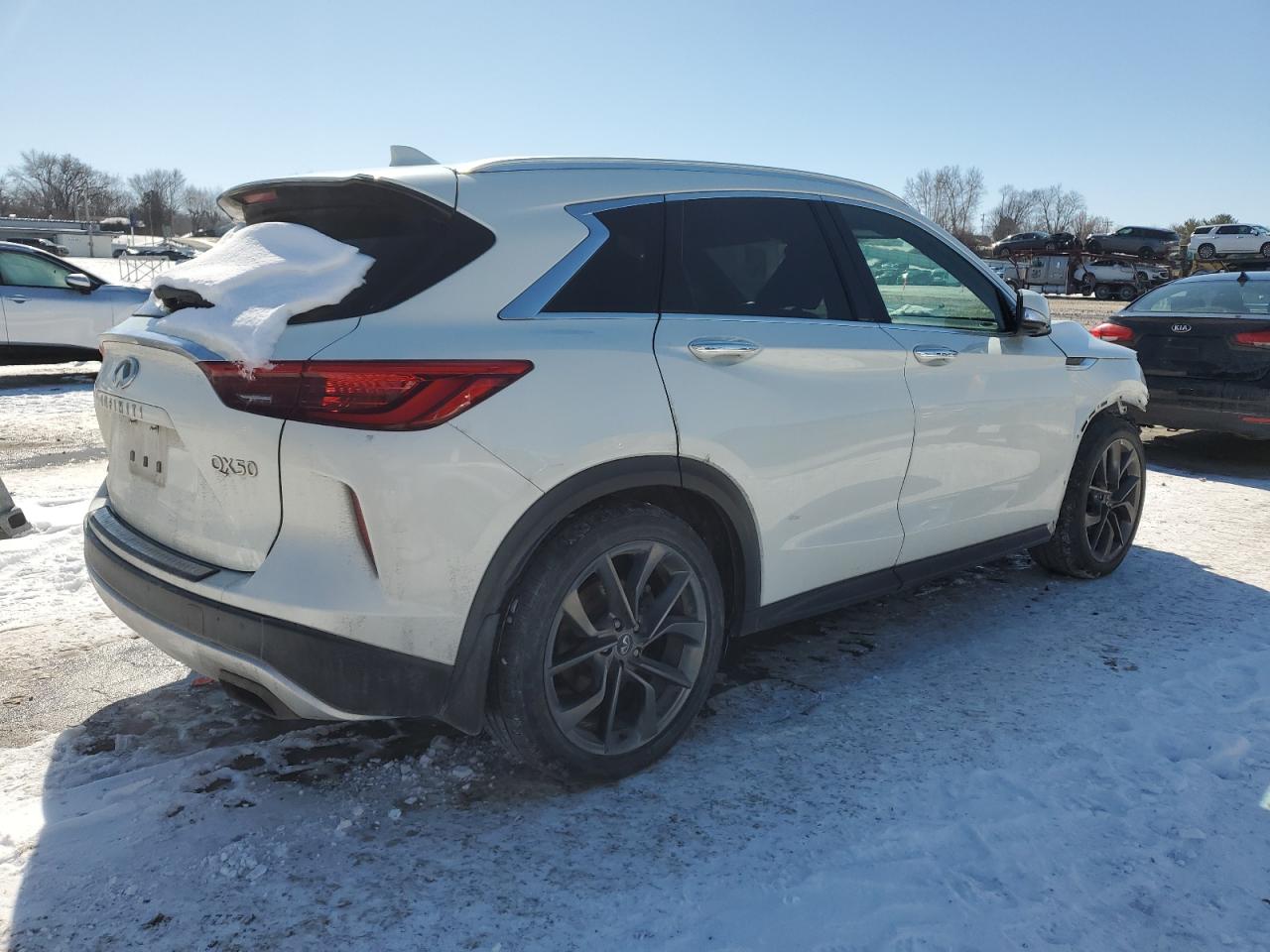 2019 Infiniti QX50 - Image 3