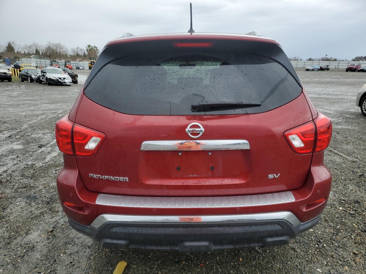 2018 Nissan Pathfinder - Image 6