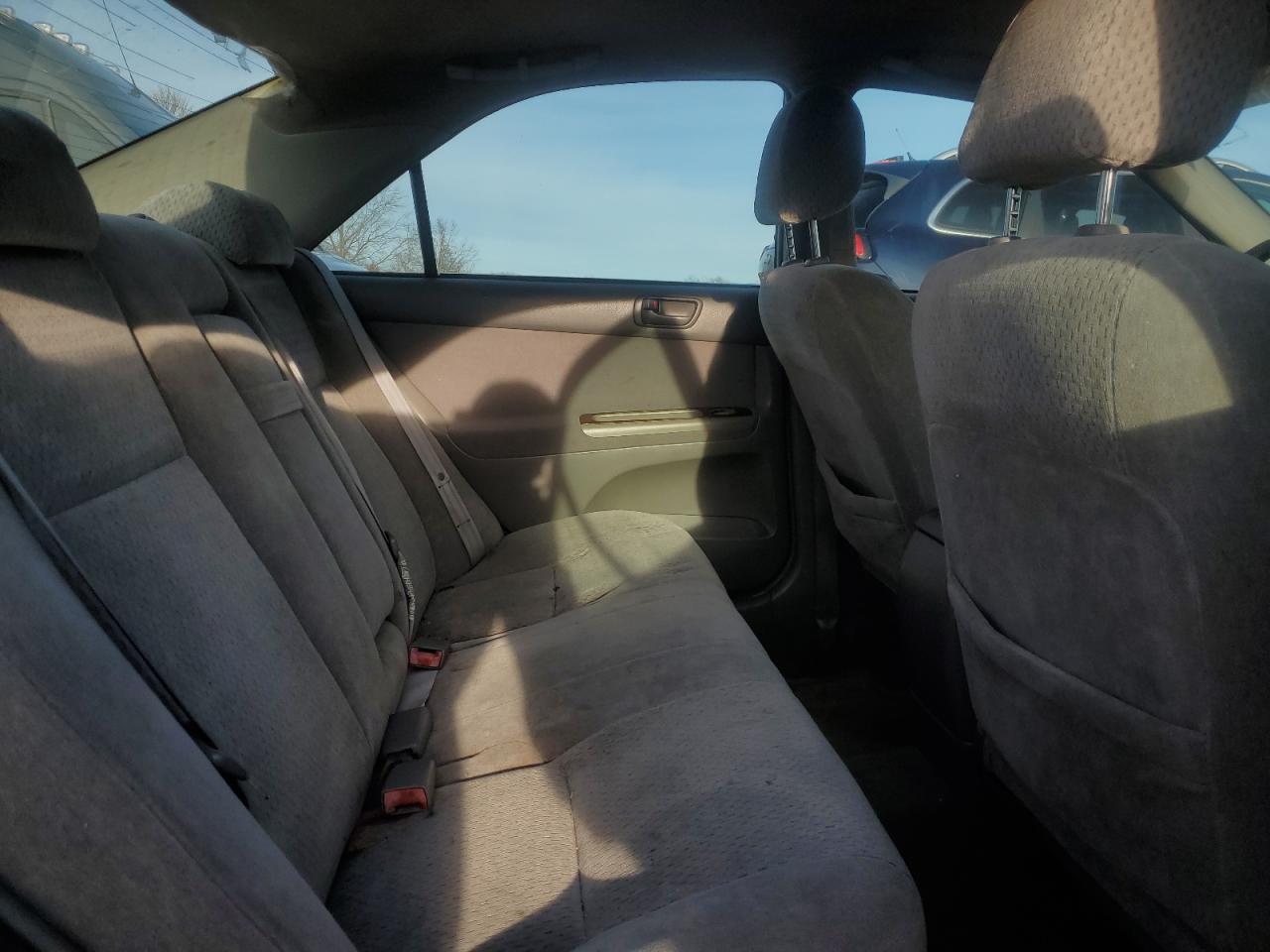 2003 Toyota Camry - Image 10