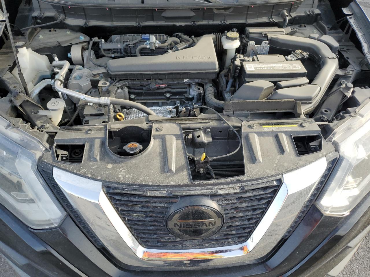 2020 Nissan Rogue - Image 12