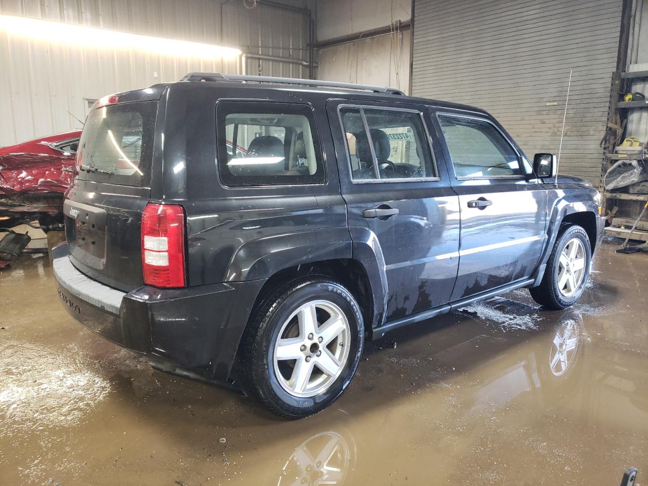2010 Jeep Liberty (Patriot) - Image 3