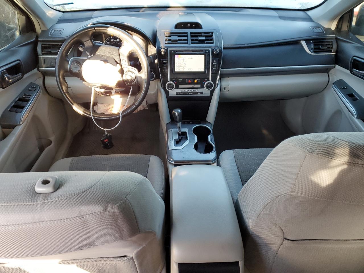 2013 Toyota Camry - Image 8