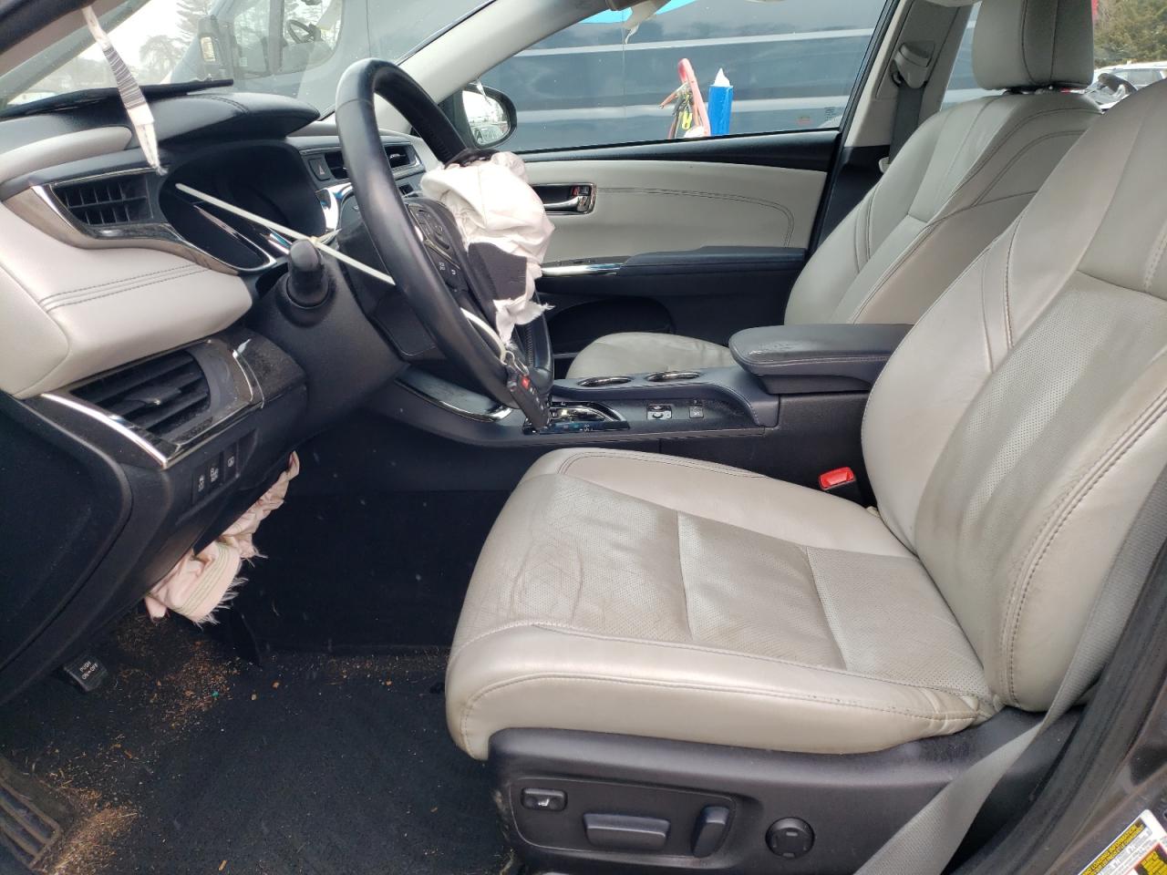 2013 Toyota Avalon - Image 7