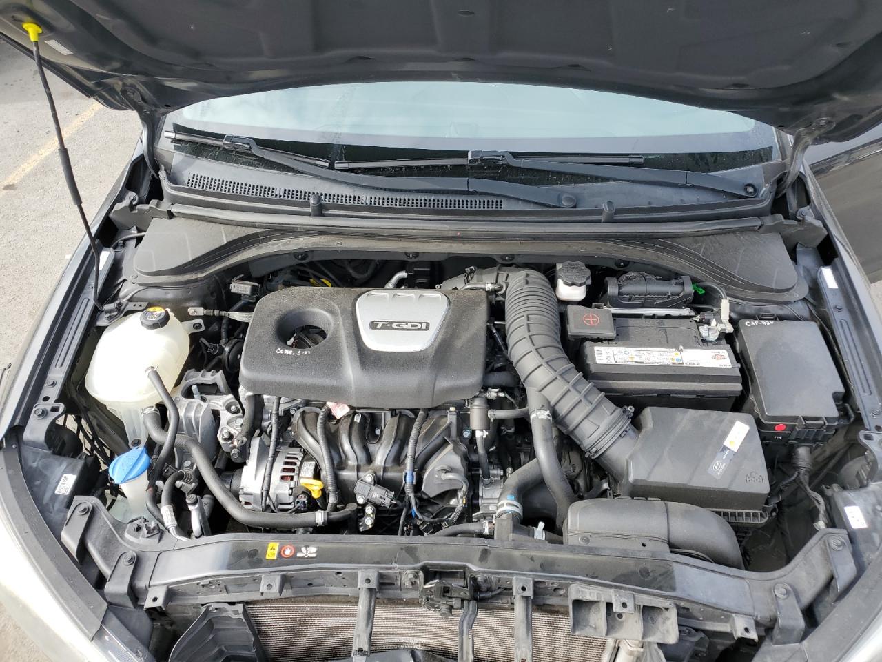 2018 Hyundai Elantra - Image 11