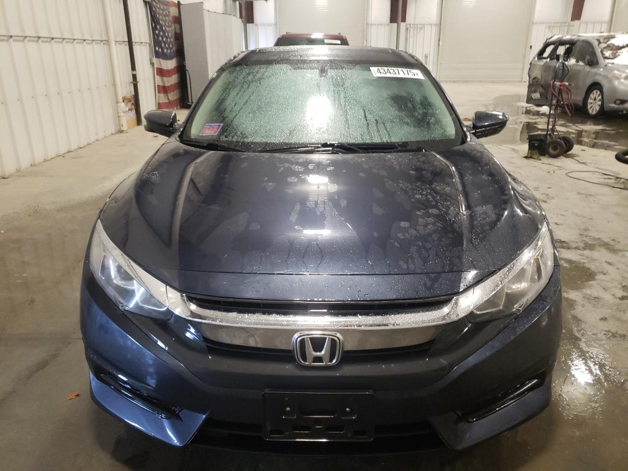 2017 Honda Civic - Image 5