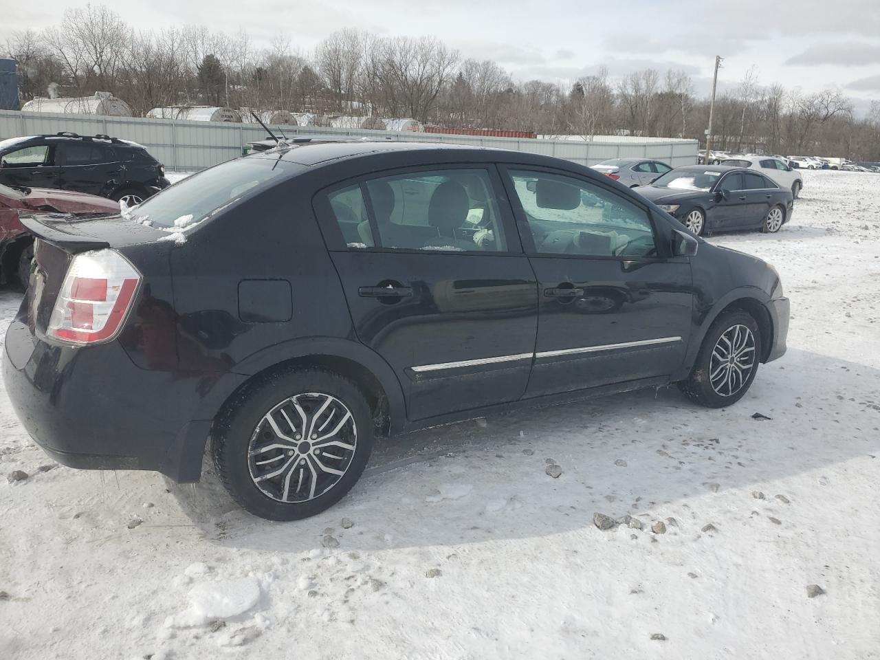 2011 Nissan Sentra - Image 3